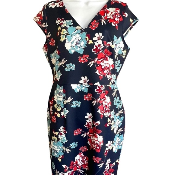 Simply Styled | Floral Dress - Picture 1 of 7